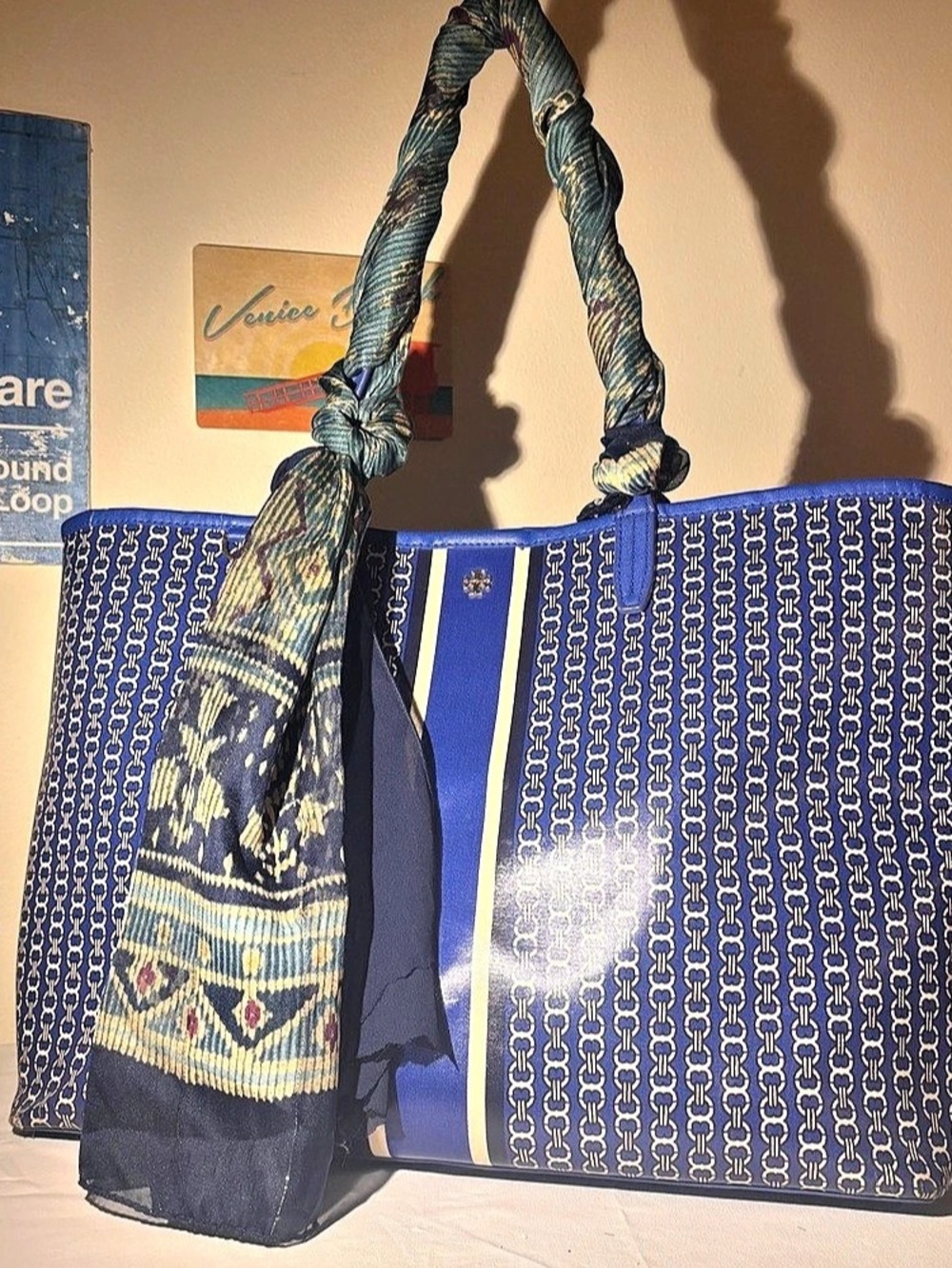Tory Burch Gemini Link Tote Blue & White Tote Bag